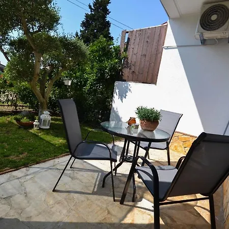 Gemuetliche Mit Klimaanlage, Wlan Und Entspannender Terrasse *